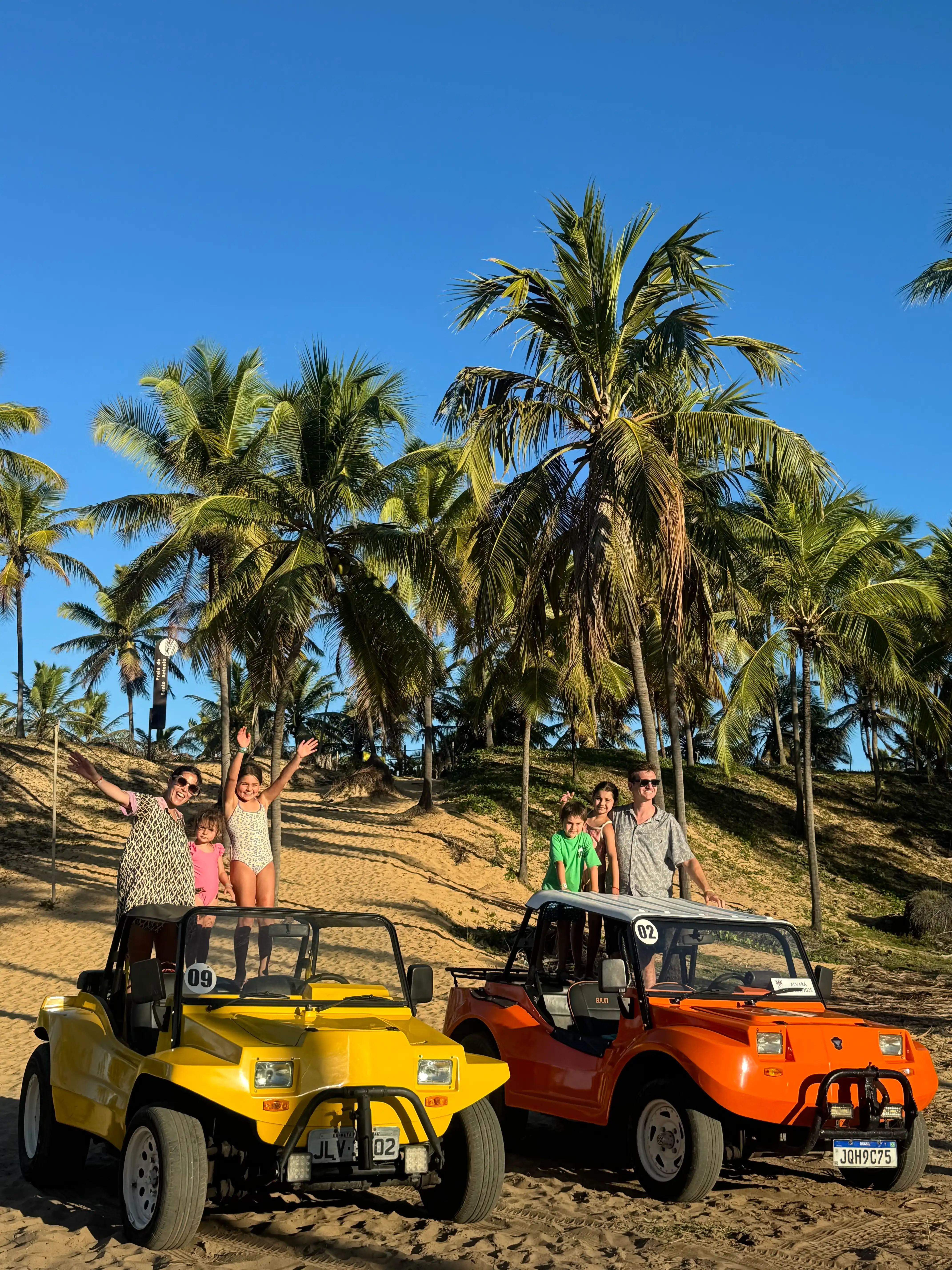 Buggy Praia do Forte em passeio na Bahia